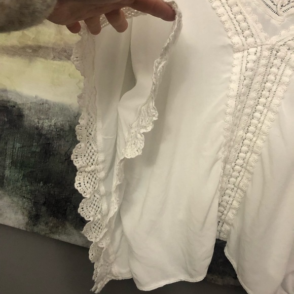 2for$9 White summer top - Picture 3 of 5